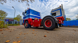 20251019-Tom-Holding-00534